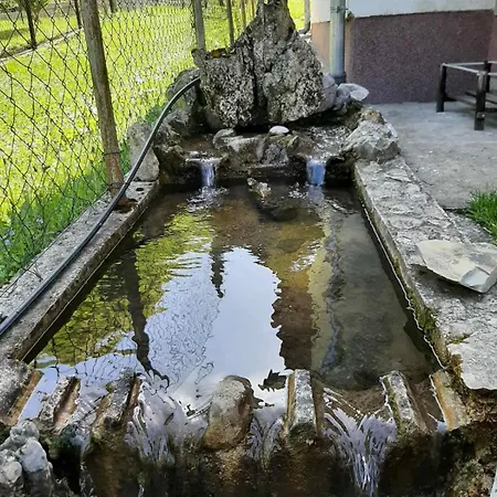 Domacinstvo Ubovic Сasa de vacaciones Sipovo